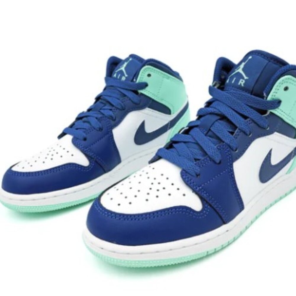 Air Jordan 1 Mid - Blue Mint (Size 3Y)